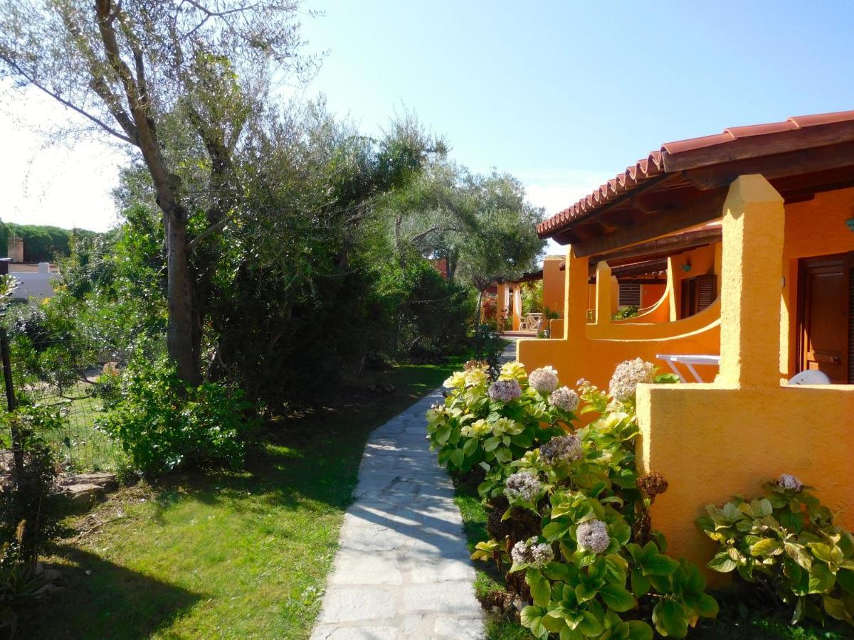 Residence La Pineta Budoni Exterior foto