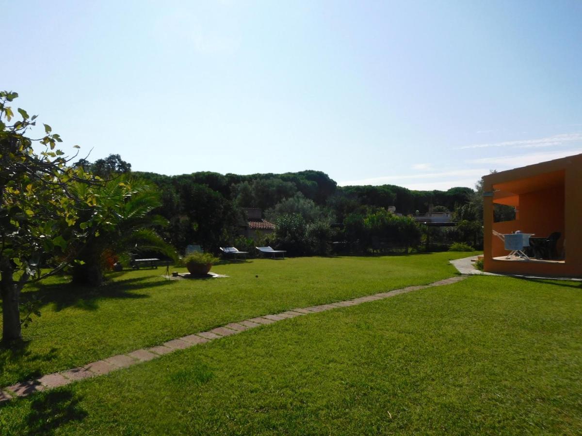 Residence La Pineta Budoni Exterior foto