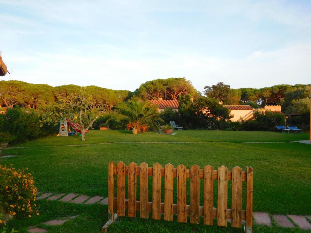 Residence La Pineta Budoni Exterior foto