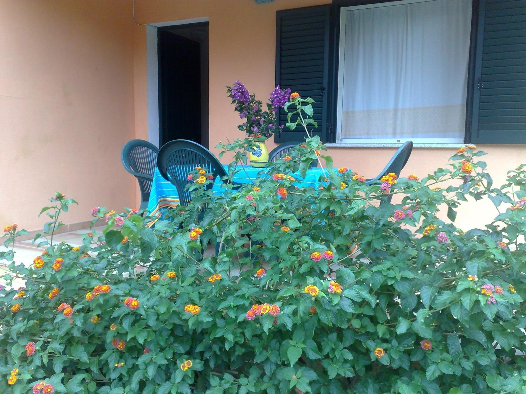 Residence La Pineta Budoni Exterior foto